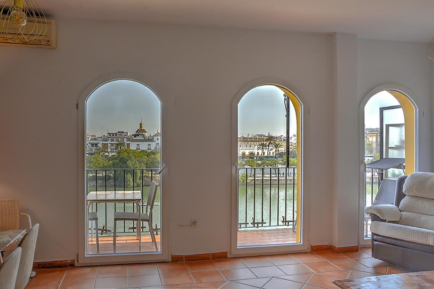 Apartamento Special Place In Triana Sevilla Exterior foto